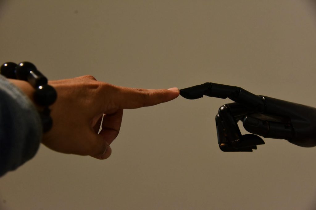 Estrategias para integrar IA en la transformación digital de una marca